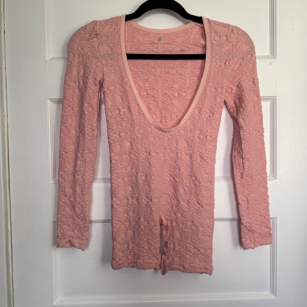 Spiritual Gangster Pink Textured Long Sleeve Romper Bodysuit XS/S Yoga Lounge